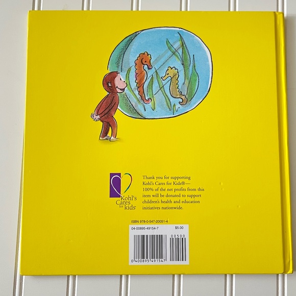 SALE❤️ Book Bundle - Blueberries For Sal & Curious George at the Aquarium - Picture 6 of 12
